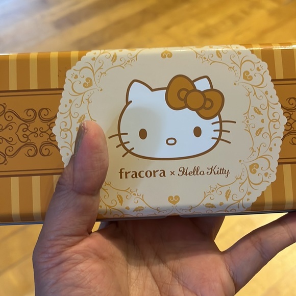 HELLO KITTY Japan x Fracora Pencil Case Metal Tin Box Makeup Brush Pen Sanrio 🎀 - Picture 3 of 10